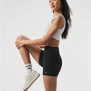 Alo Airlift Biker Shorts